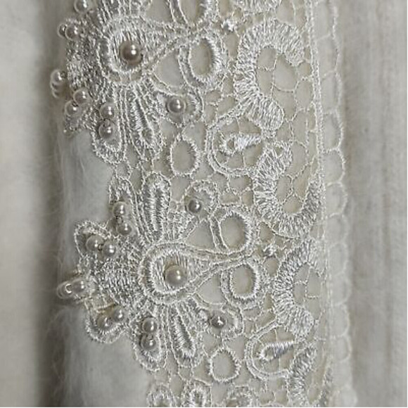 Vintage Adore Women's cream angora rabbit fur embroidered pearl detail Coat Sz M - Picture 5 of 11